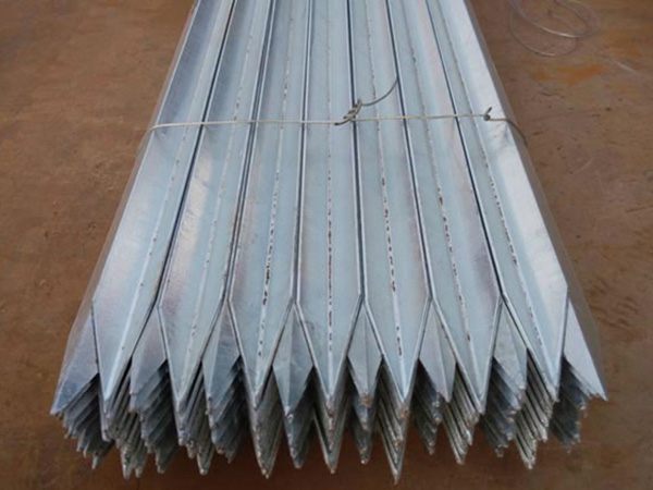 Grounding angle steel